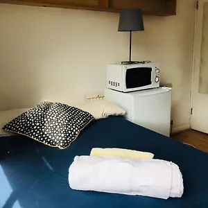  Guest house At 51